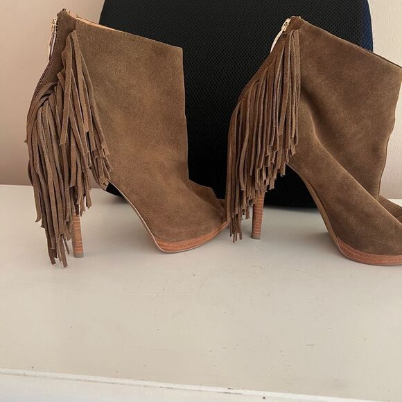 Fringe Suede Peep-Toe Boots - Brown - Picture 5 of 6